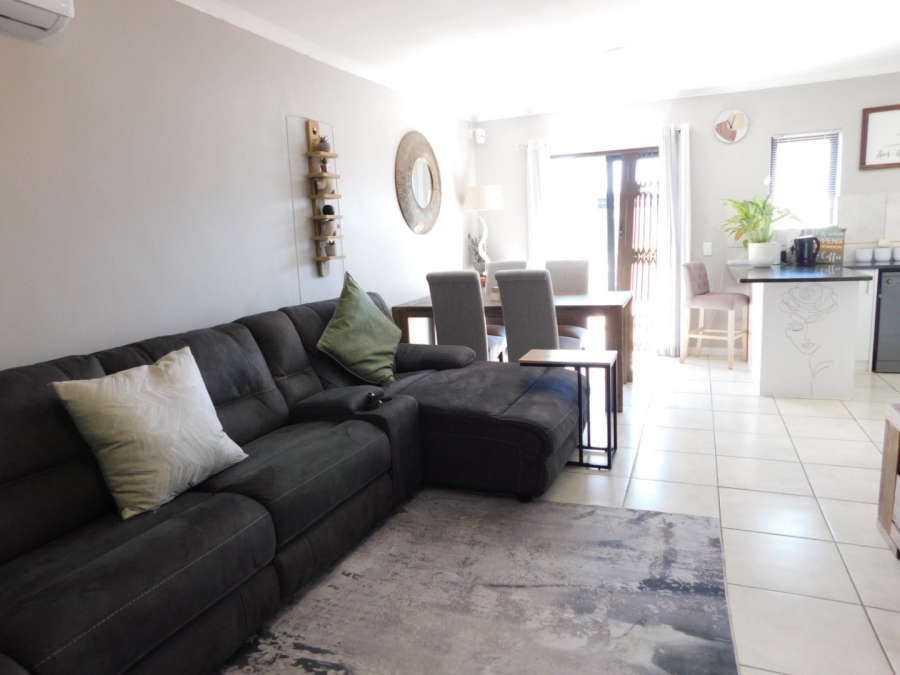 To Let 3 Bedroom Property for Rent in Gordons Bay Central Western Cape